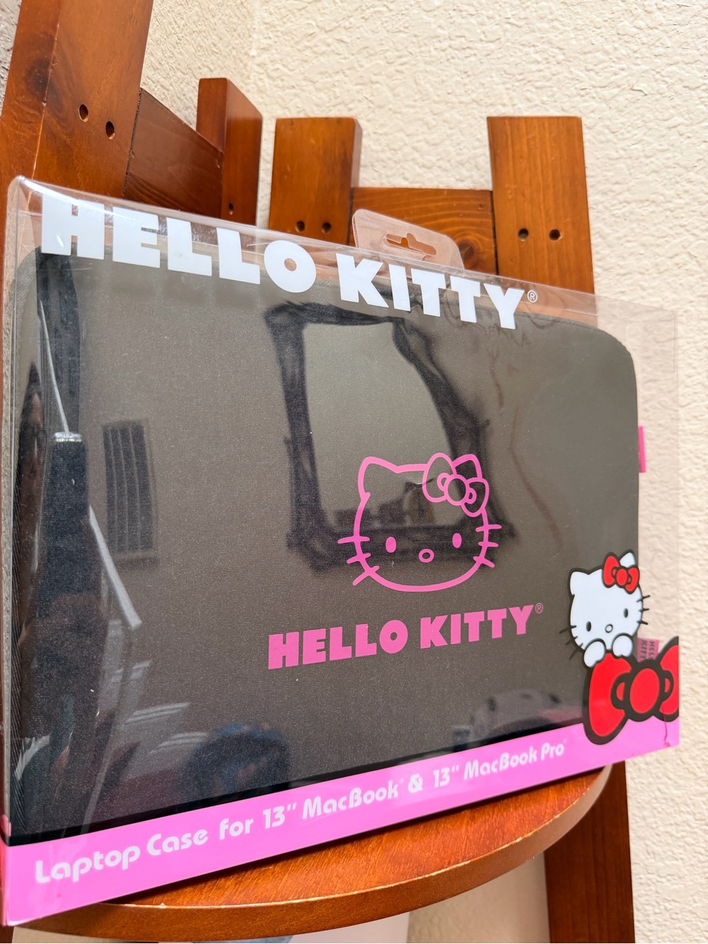 Sanrio Hello Kittys Soft Zipper LapTop Case Fits up to 13" laptop